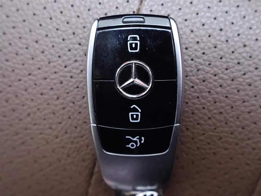 Used Mercedes-Benz E-Class 2020 2.0L AT