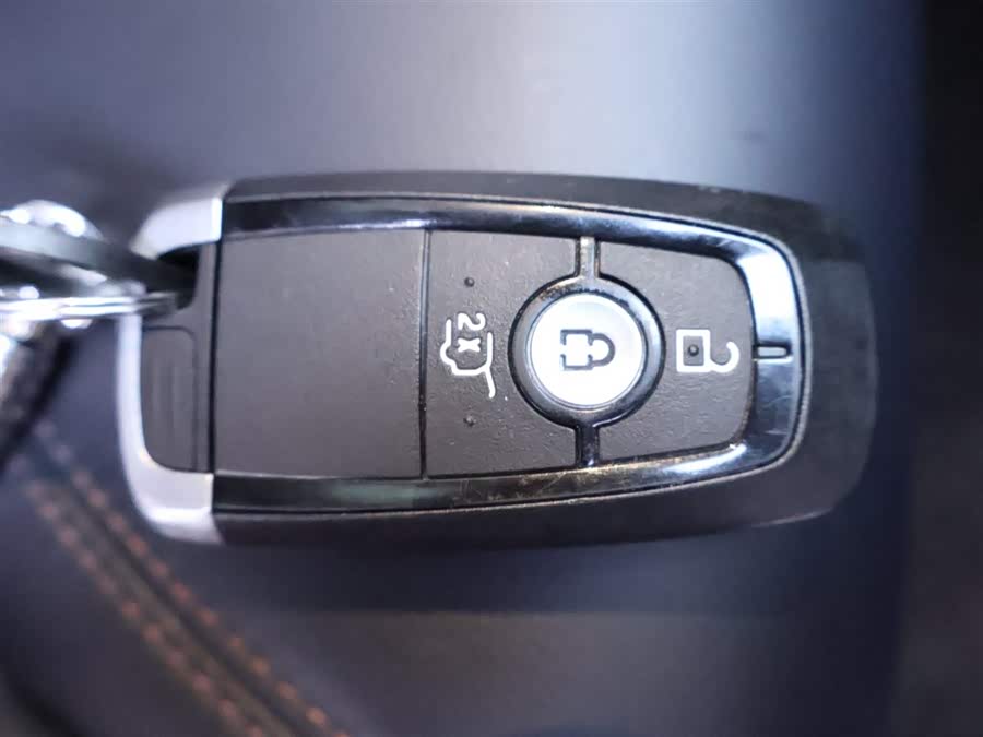 Used Ford Explorer 2022 2.3L AT
