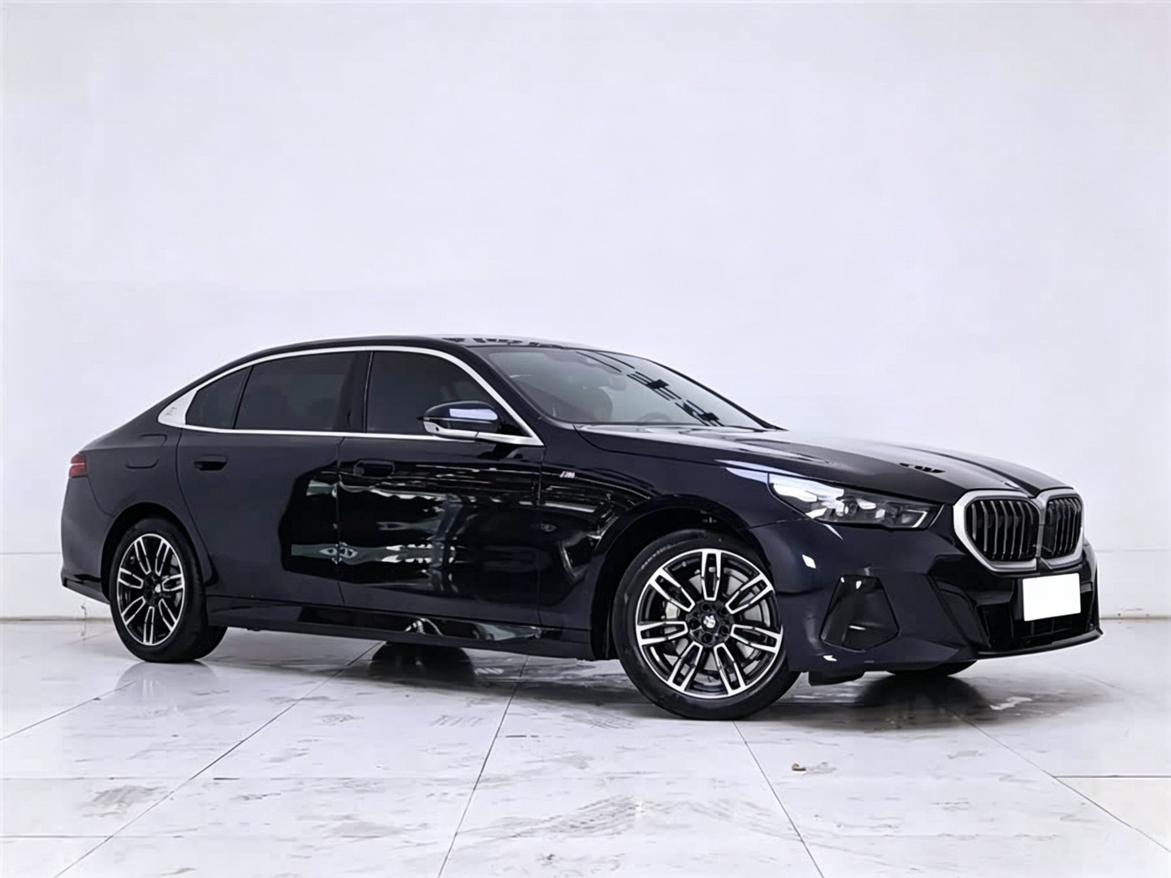 Used BMW THE5 2024 2.0L AT