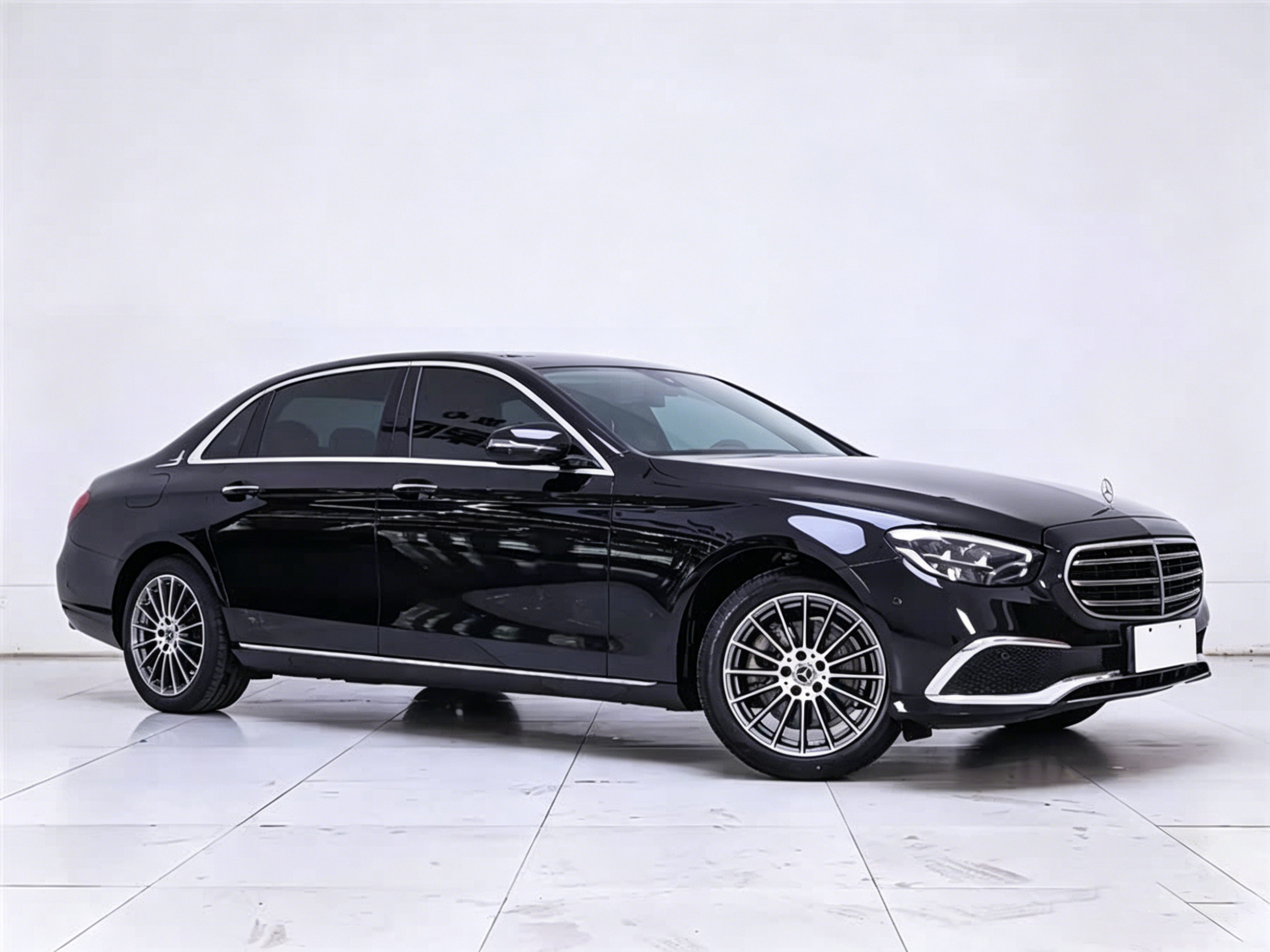 Used Mercedes-Benz E-Class 2022 2.0L AT