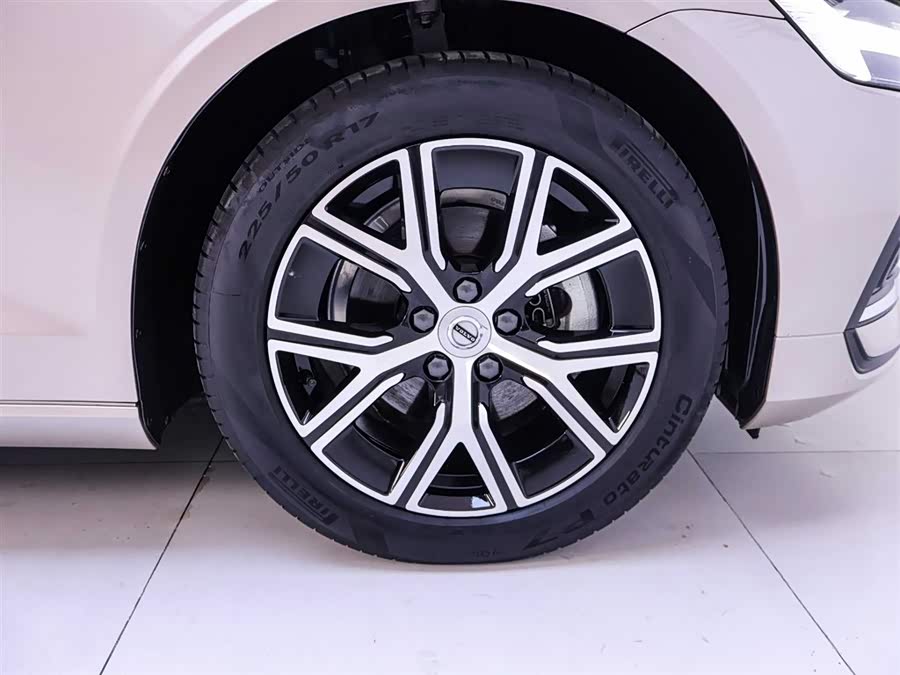 Used Volvo S60 2022 2.0L DCT
