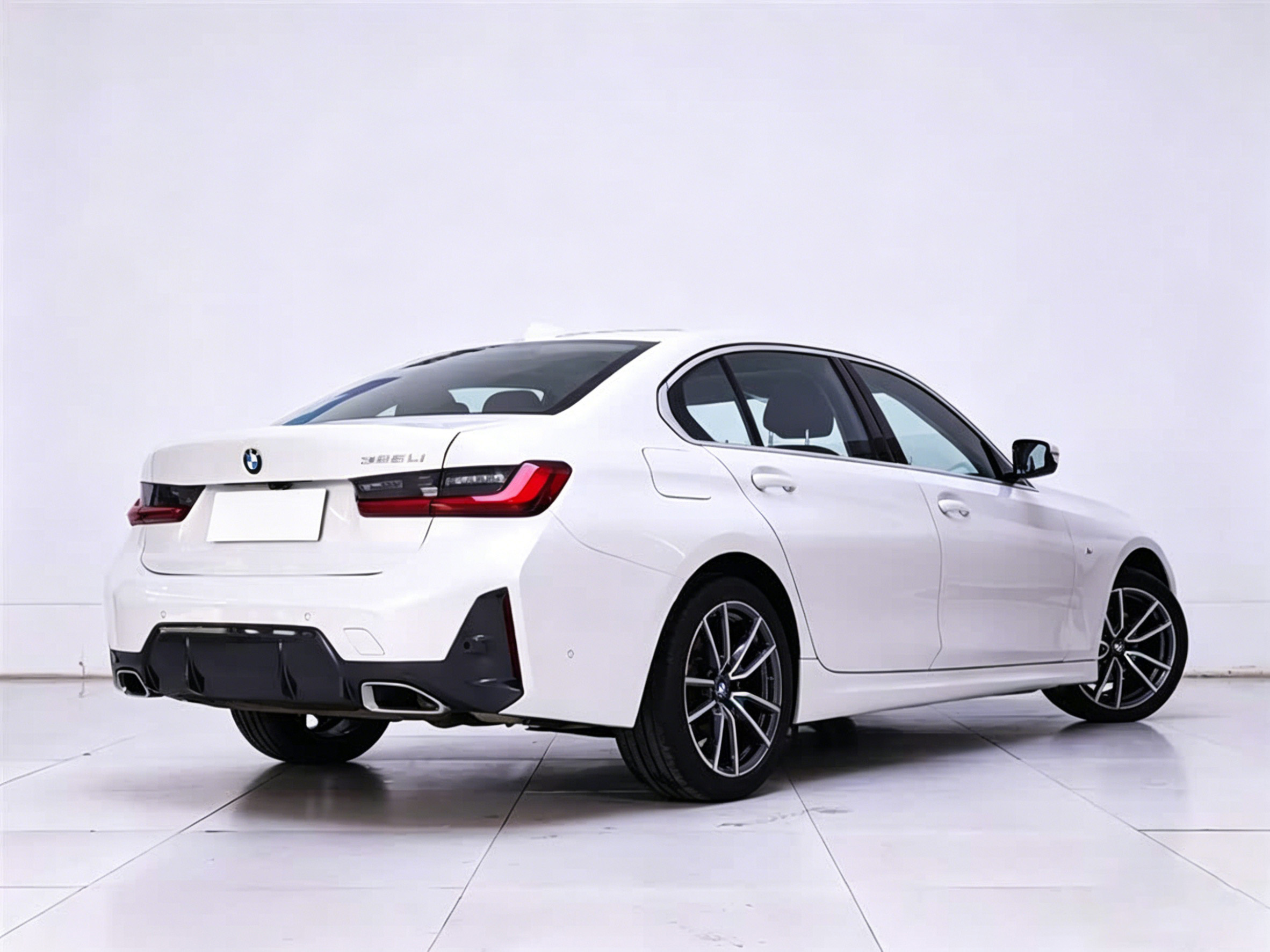 Used BMW THE3 2023 2.0L AT