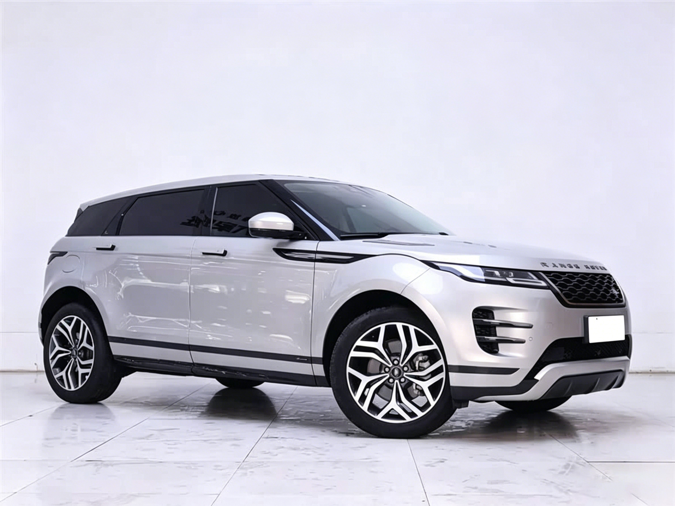Used Land Rover Range Rover Evoque 2021 2.0L AT