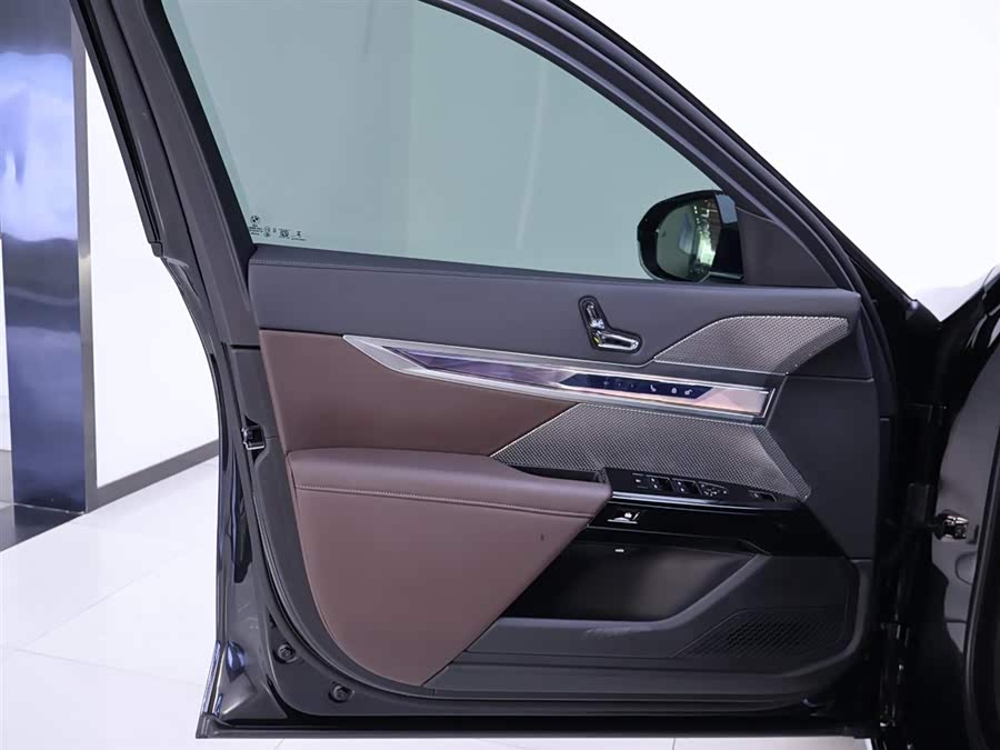Used BMW THE7 2022 3.0L AT