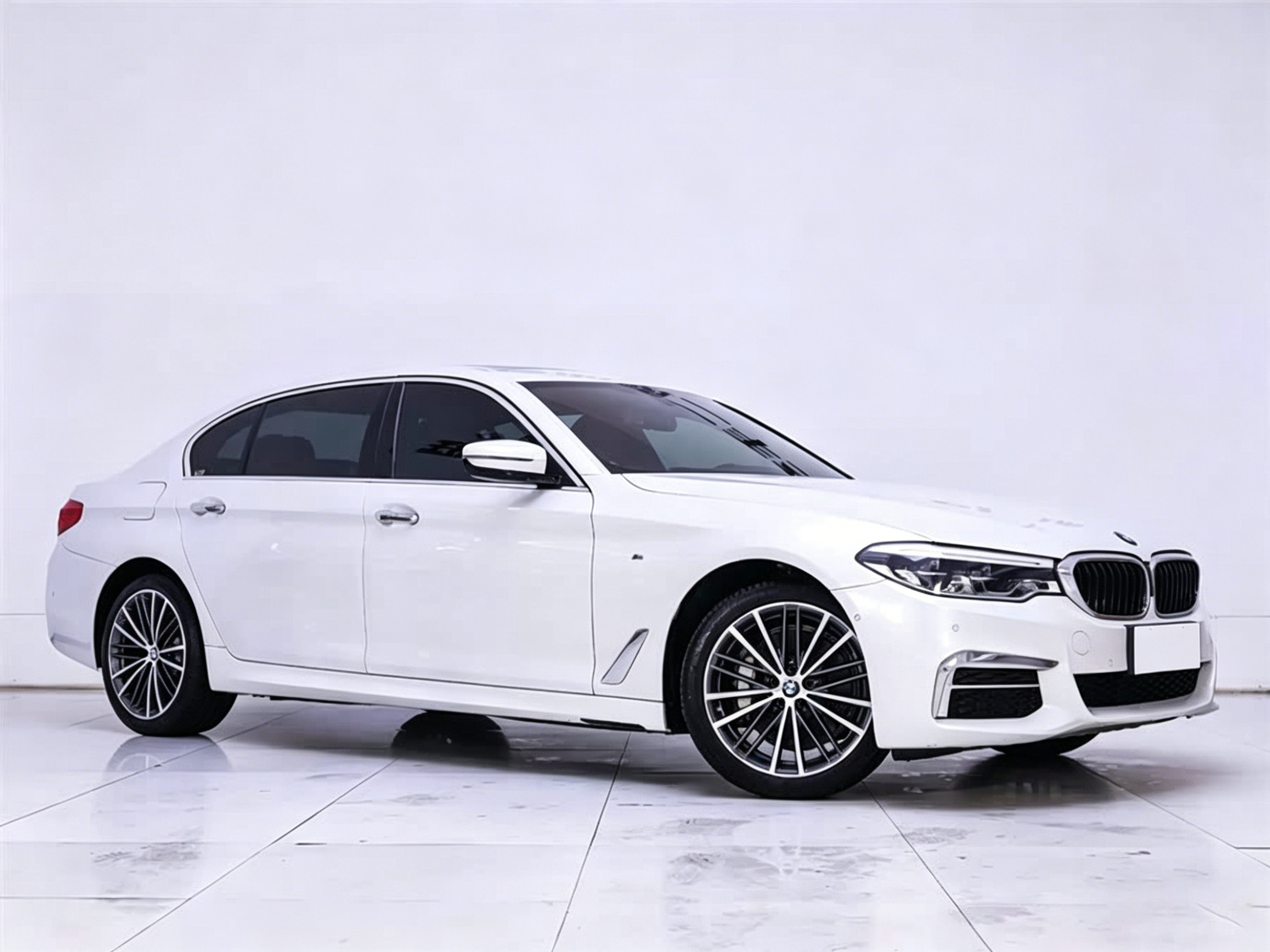 Used BMW THE5 2019 2.0L AT