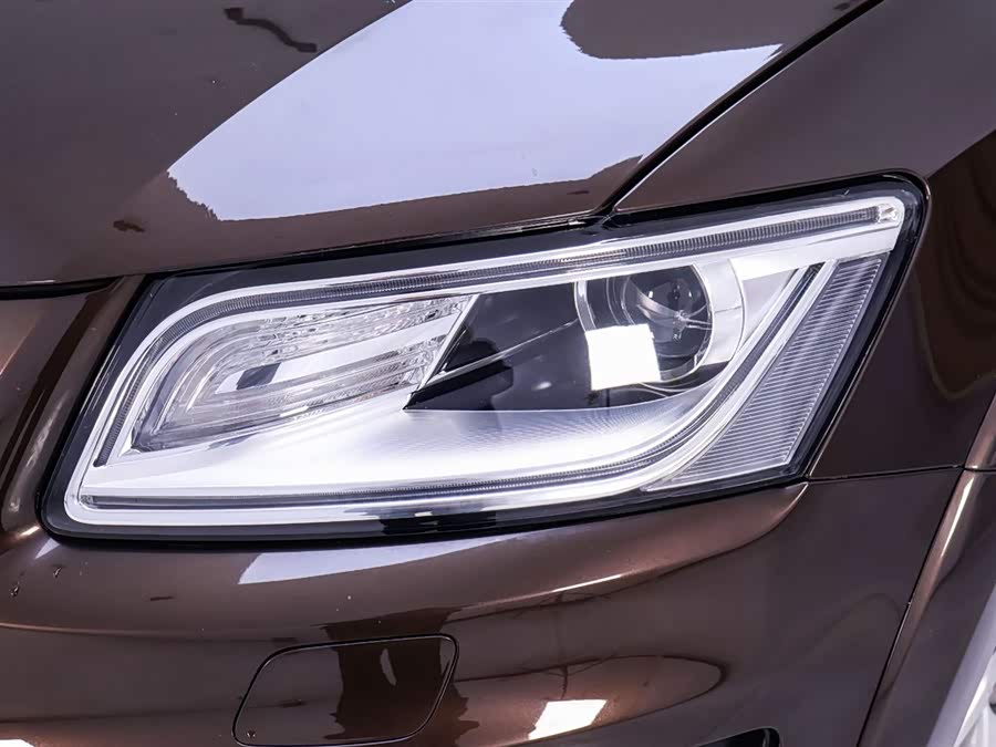 Used Audi Q5 2018 2.0L AT
