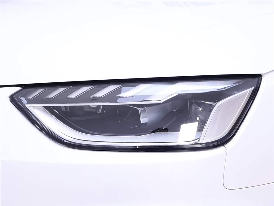 Used Audi A4L 2023 2.0L DCT