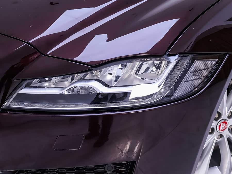 Used Jaguar XFL 2019 2.0L AT