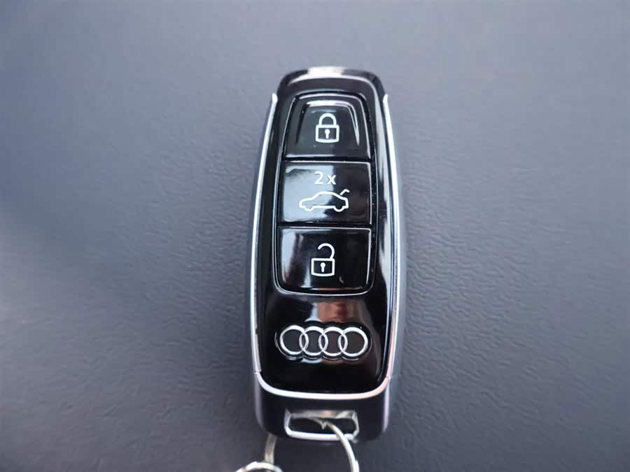Used Audi Q7 2024 3.0L AT