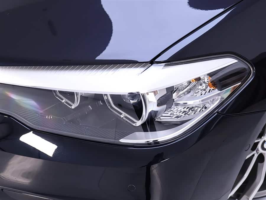 Used BMW THE5 2019 2.0L AT
