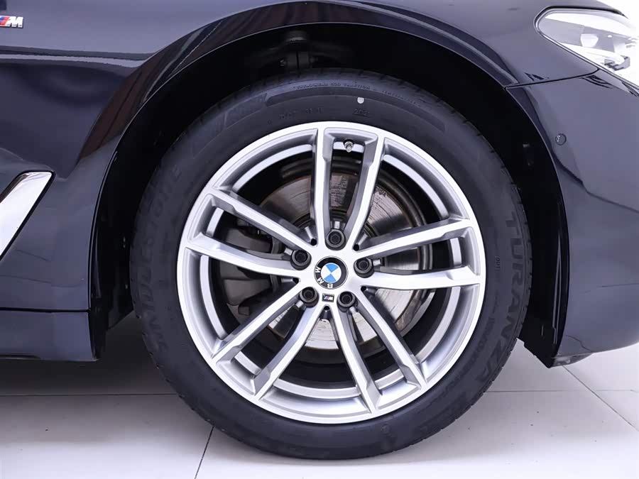 Used BMW THE5 2019 2.0L AT