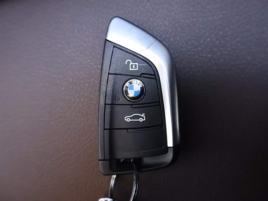 Used BMW X1 2021 2.0L AT