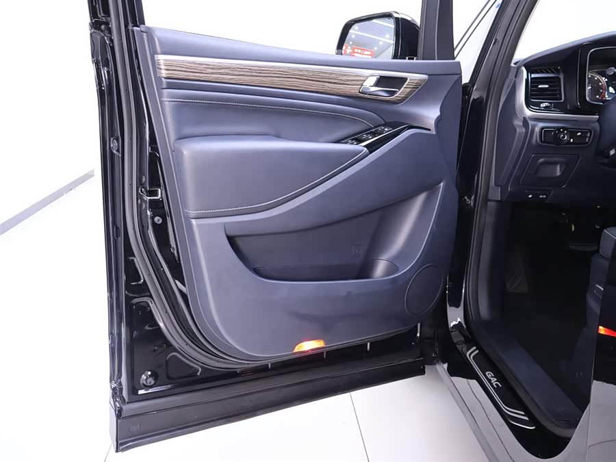 Used GAC Trumpchi M8 2022 2.0L AT