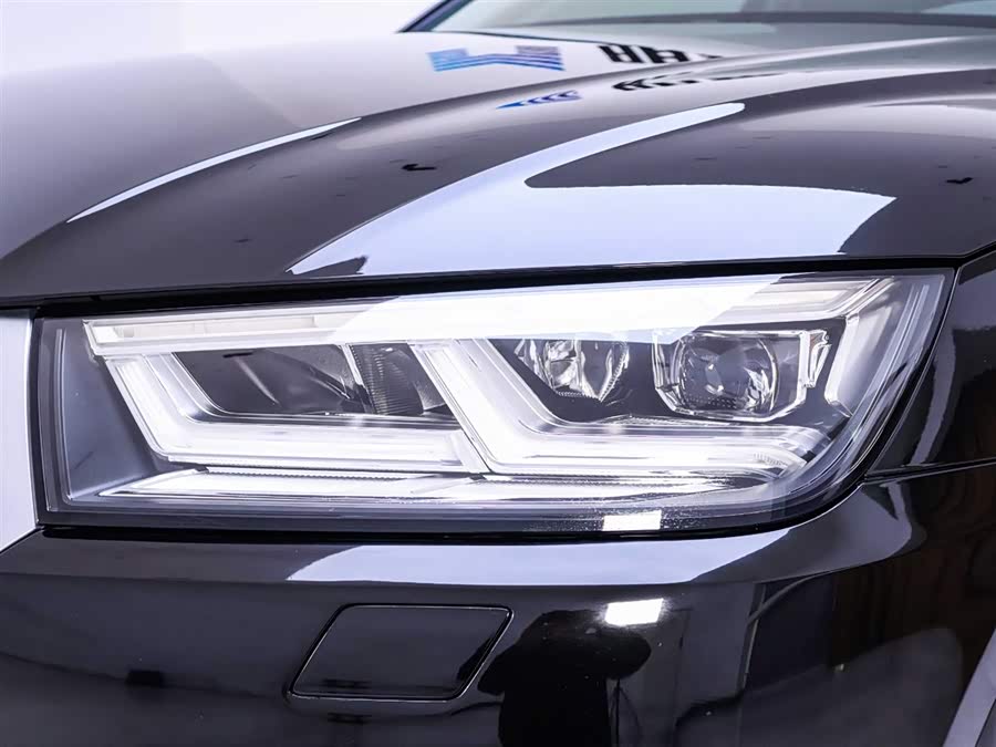Used Audi Q5L  2.0L DCT