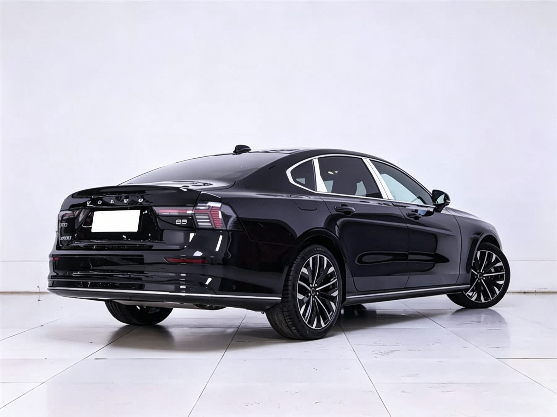 Used Volvo S90 2025 2.0L AT