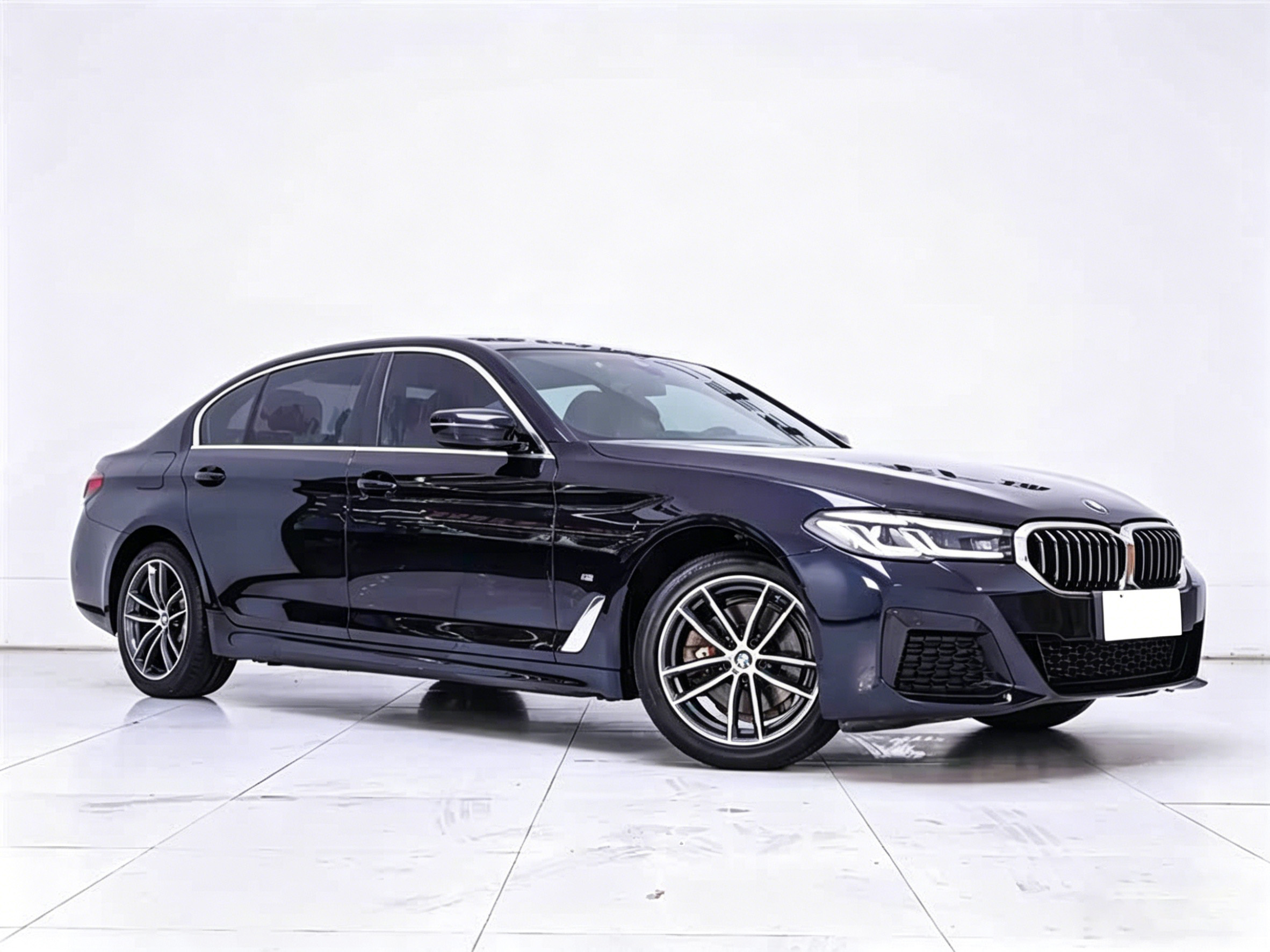 Used BMW THE5 2022 2.0L AT