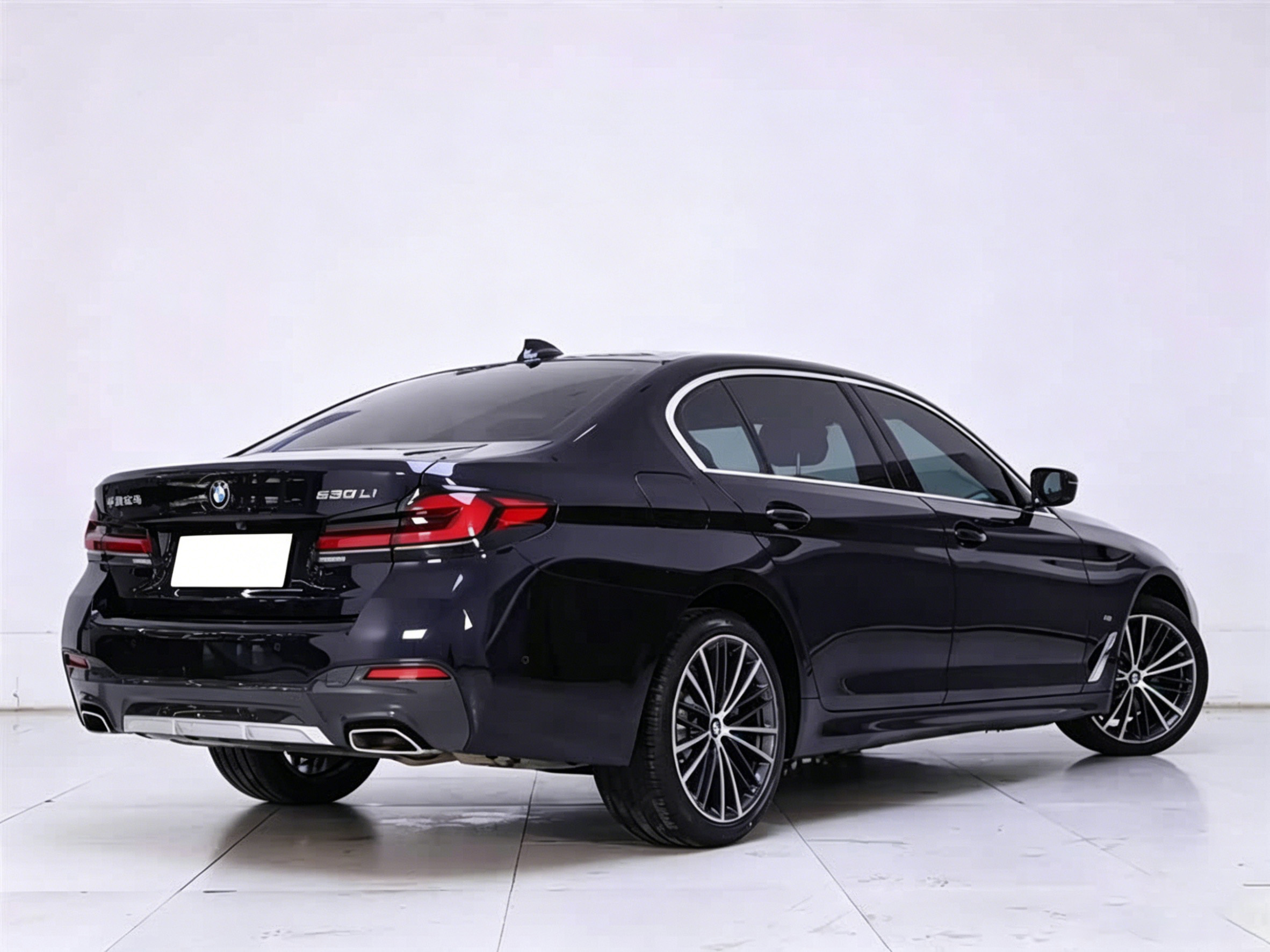 Used BMW THE5 2021 2.0L AT