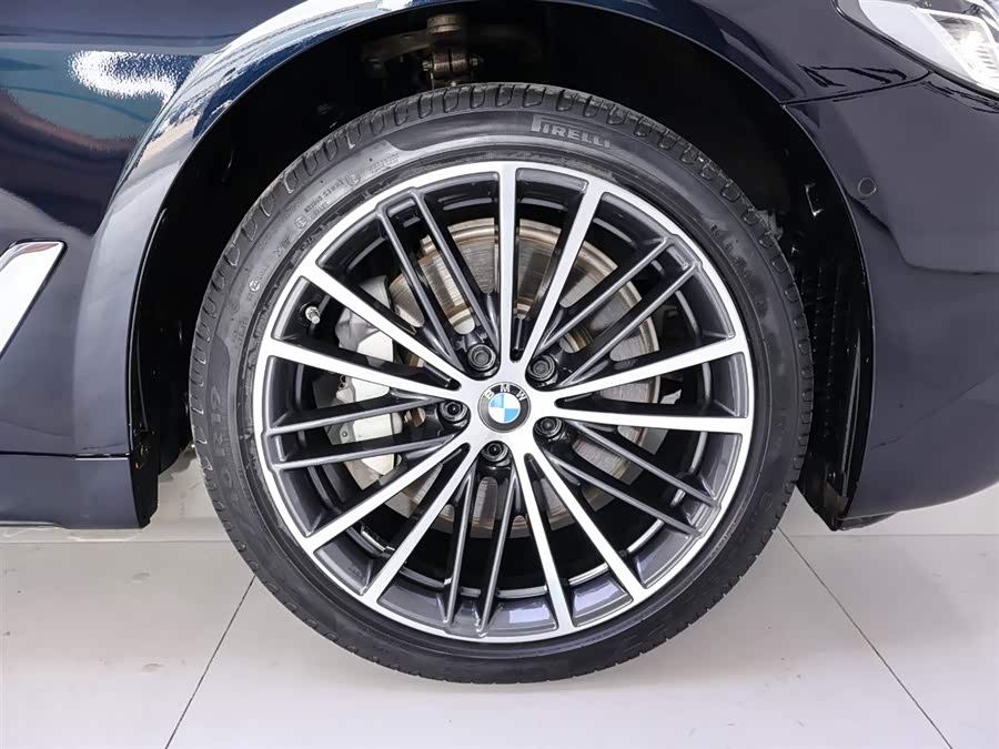 Used BMW THE5 2021 2.0L AT