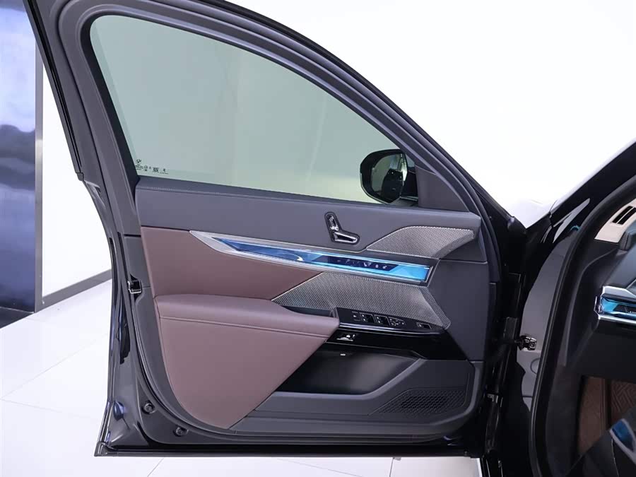 Used BMW THE7 2022 3.0L AT
