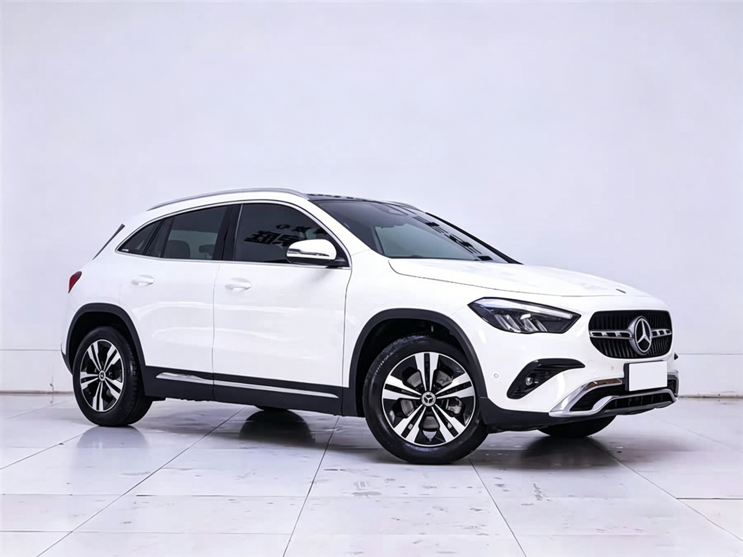 Used Mercedes-Benz GLA 2023 1.3L DCT