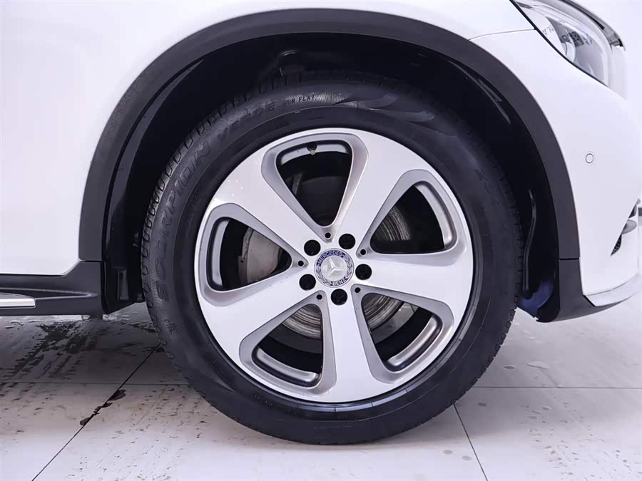 Used Mercedes-Benz GLC 2016 2.0L AT