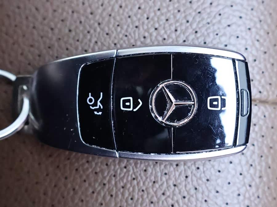 Used Mercedes-Benz E-Class 2022 2.0L AT