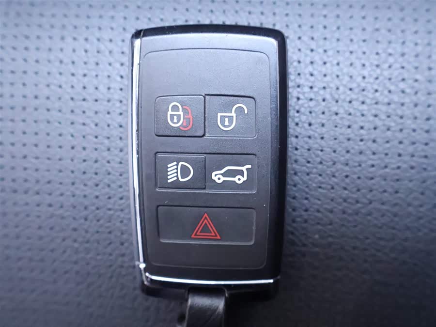 Used Land Rover Discovery 2023 3.0L AT