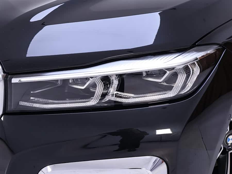 Used BMW THE7 2019 2.0L AT