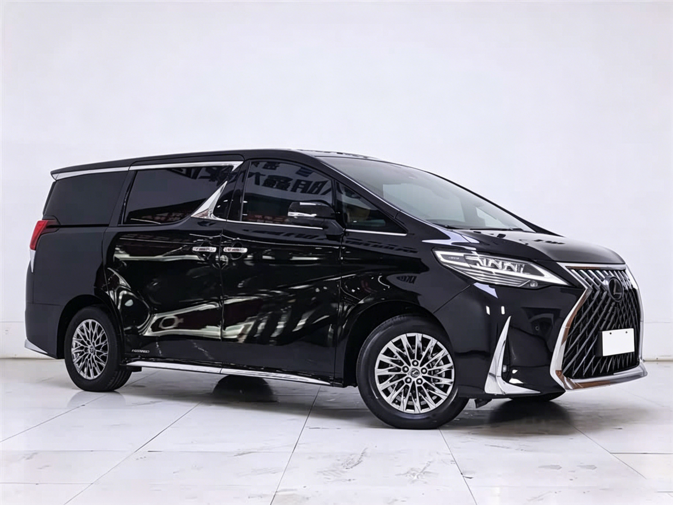 Used Lexus LM 2020 2.5L CVT