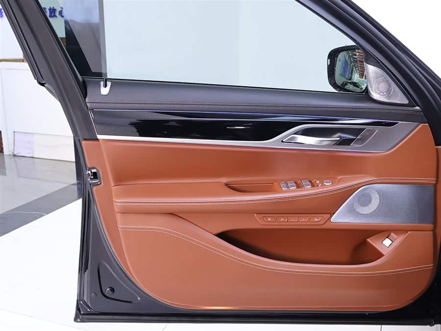 Used BMW THE7 2017 3.0L AT