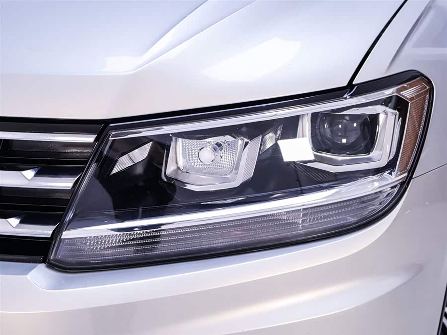 Used Volkswagen Tiguan L 2020 2.0L DCT