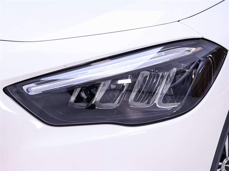 Used Mercedes-Benz GLA 2023 1.3L DCT