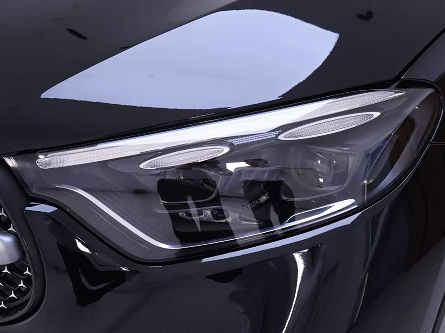 Used Mercedes-Benz GLC 2024 2.0L AT