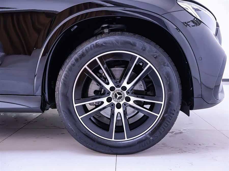 Used Mercedes-Benz GLC 2025 2.0L AT