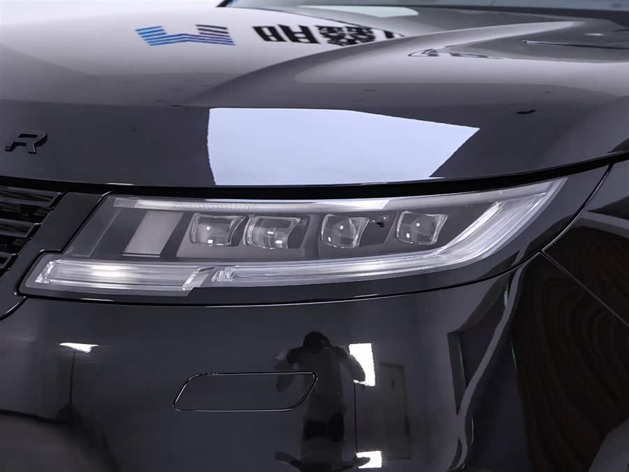 Used Land Rover Range Rover 2025 3.0L AT