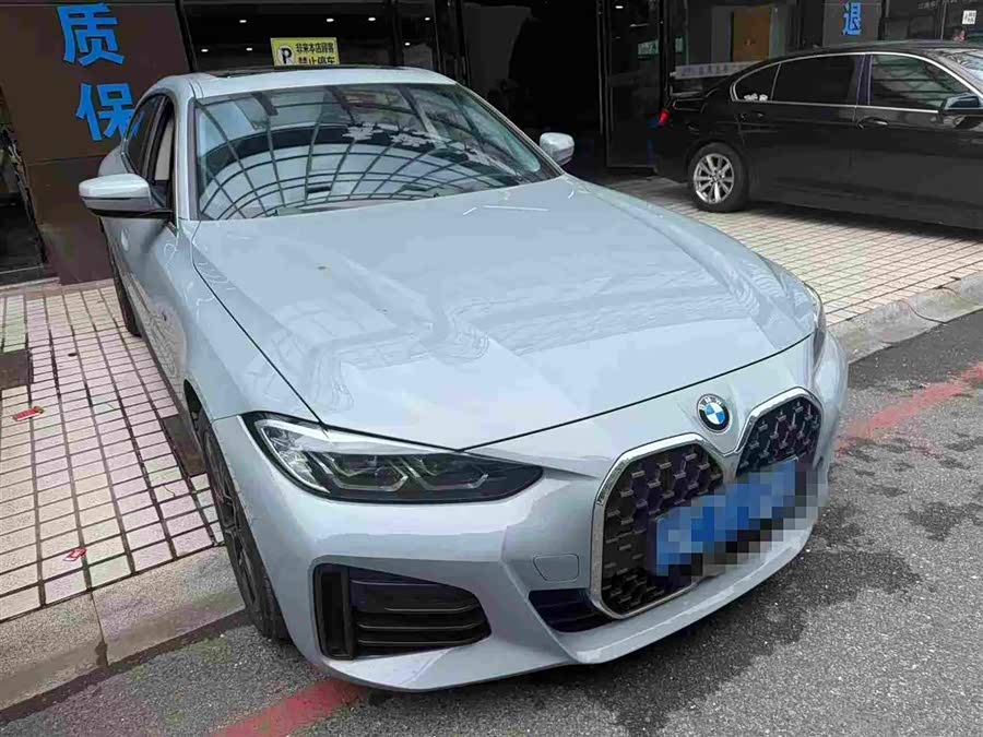 Used BMW THE4 2023 2.0L AT