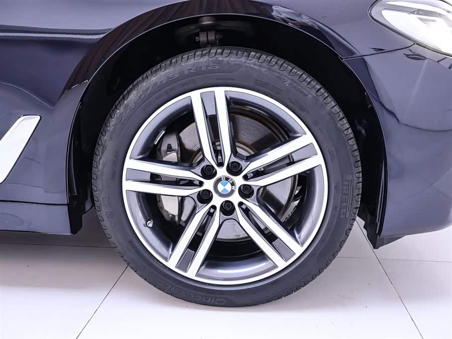 Used BMW THE5 2021 2.0L AT