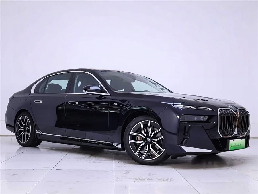 Used BMW i7 2023