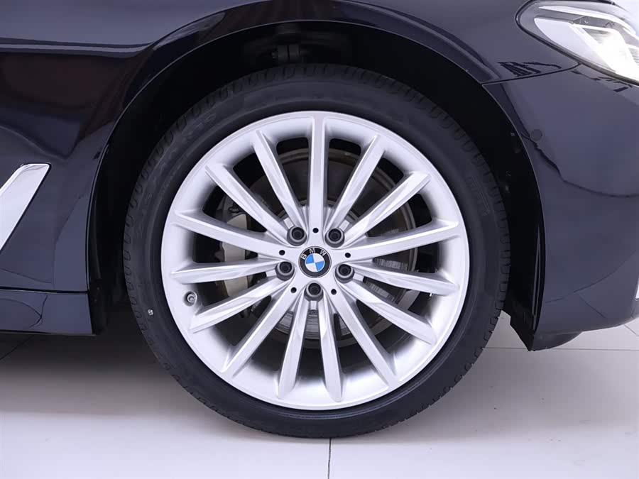 Used BMW THE5 2021 2.0L AT