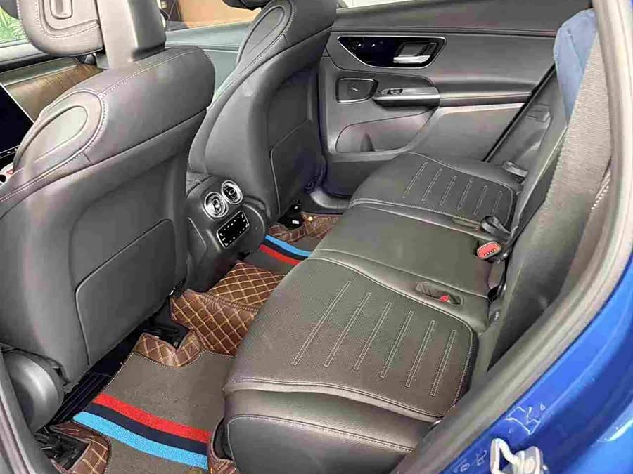 Used Mercedes-Benz GLC 2023 2.0L AT