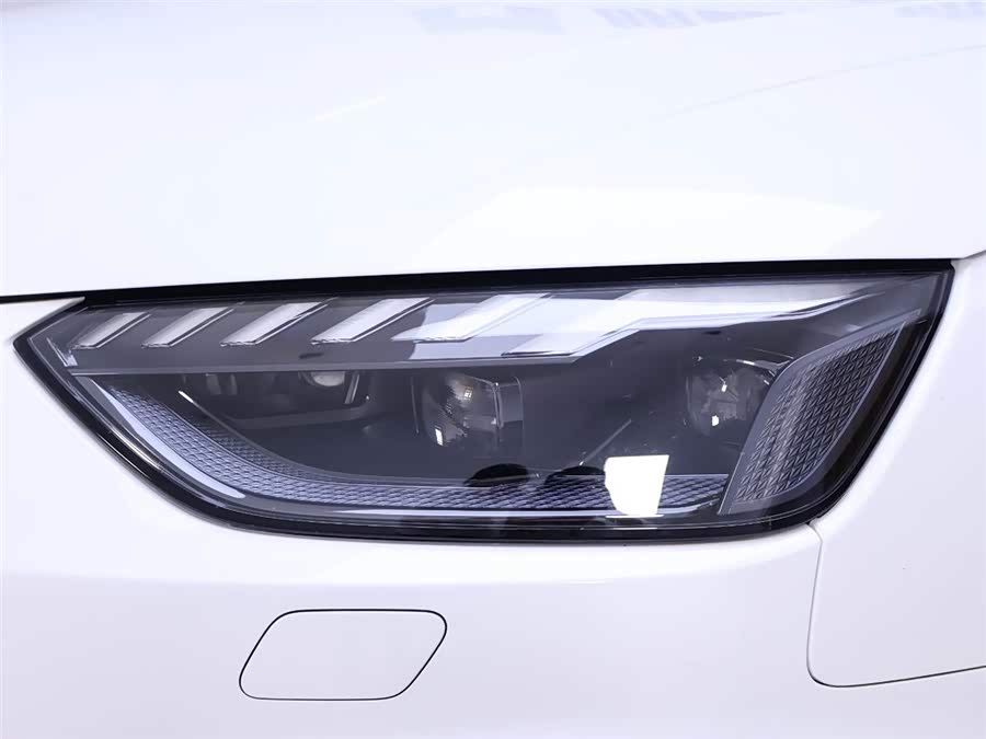 Used Audi A4L 2023 2.0L DCT