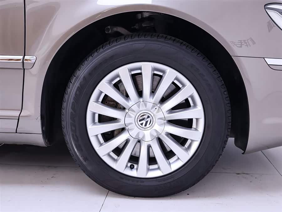 Used Volkswagen Phaeton 2012 3.0L AT