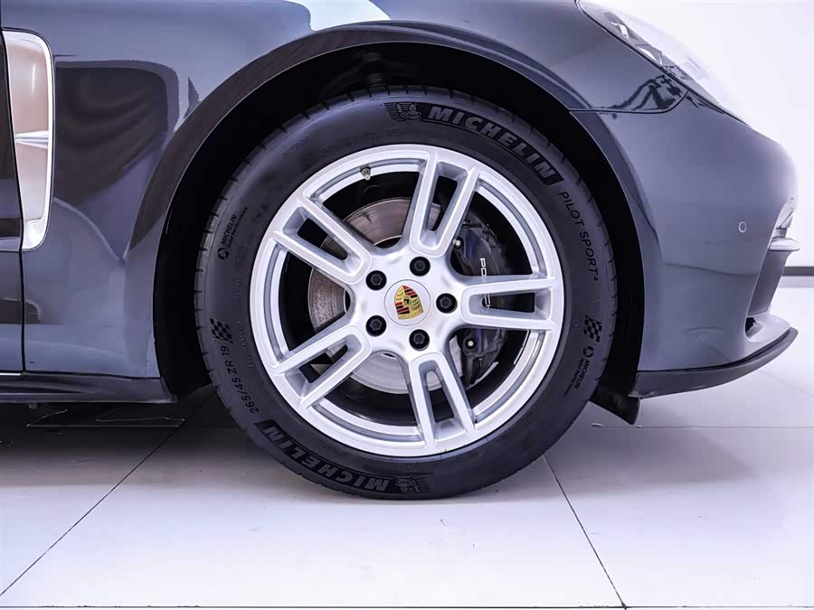 Used Porsche Panamera 2019 2.9L DCT