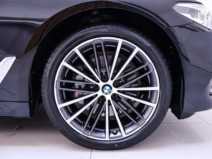 Used BMW THE5 2019 2.0L AT