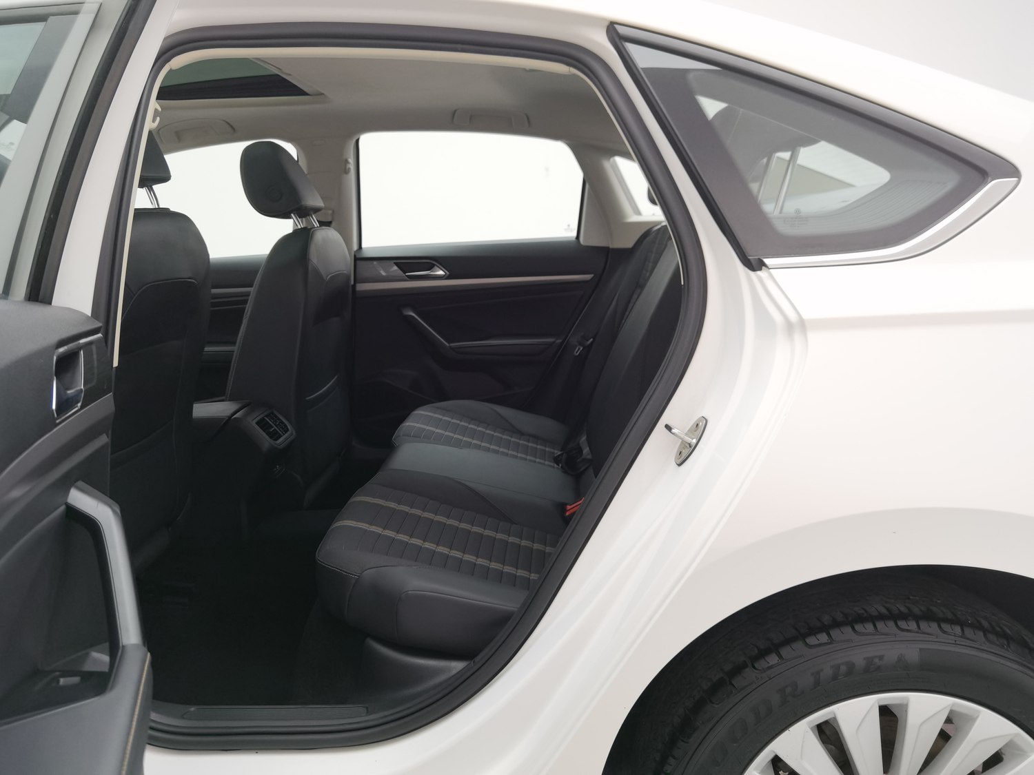 Used Volkswagen Lavida 2021 1.5 MT
