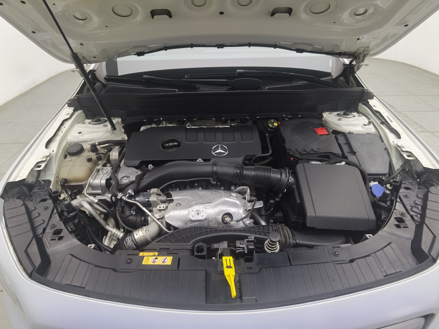 Used Mercedes-Benz GLB 2022 2.0 AT
