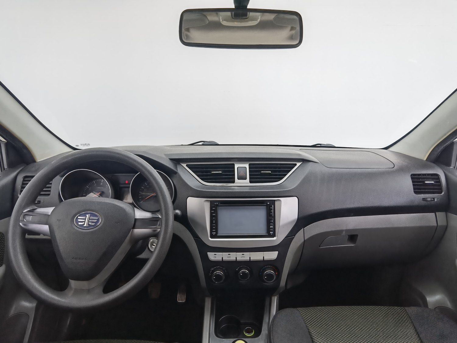 Used FAW Senya S80 2014 1.3 MT
