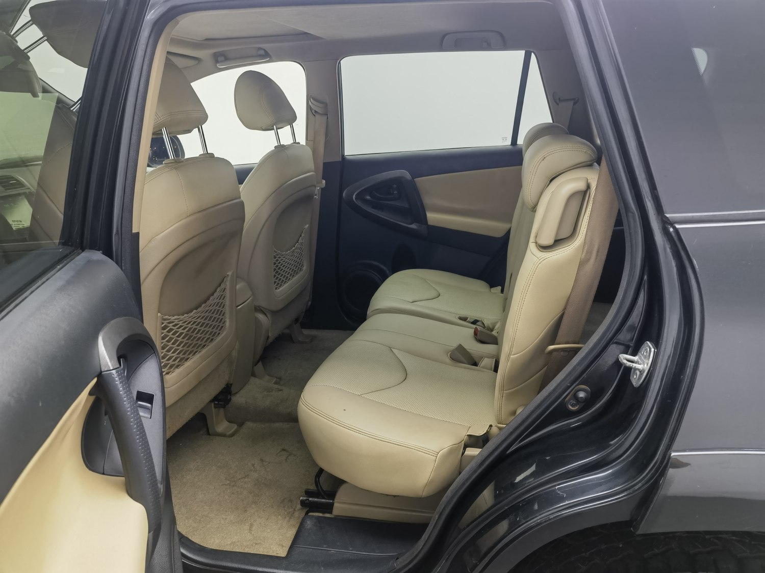 Used Toyota RAV4 2012 2.0 AT
