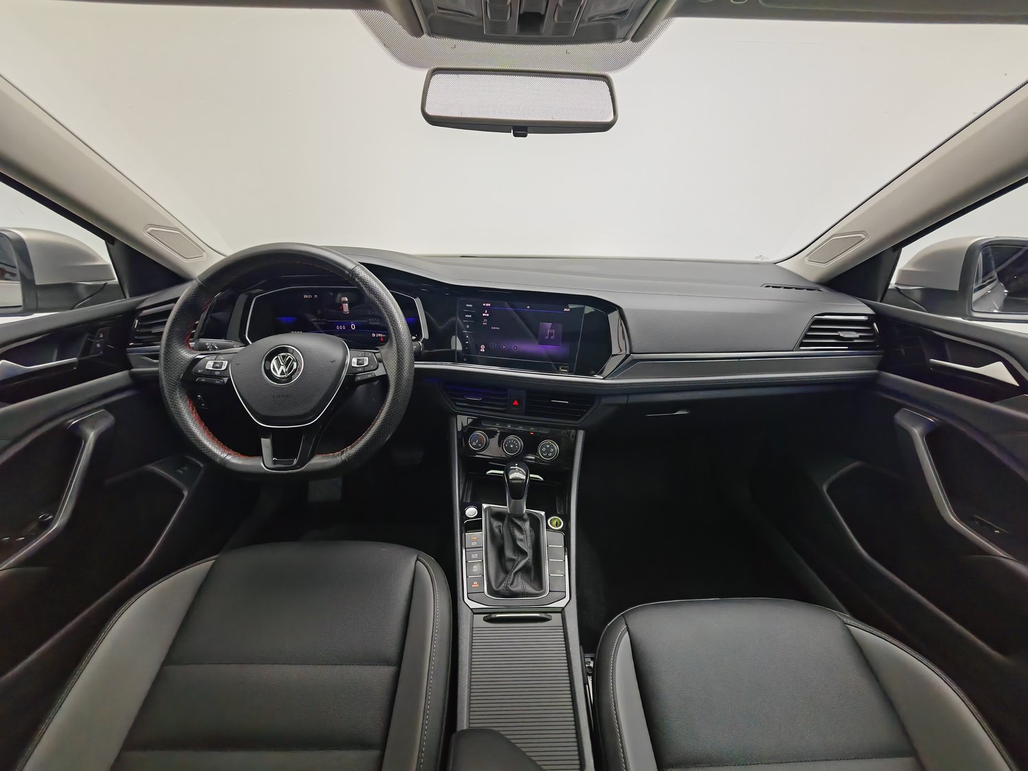 Used Volkswagen Sagitar 2021 1.4 AT