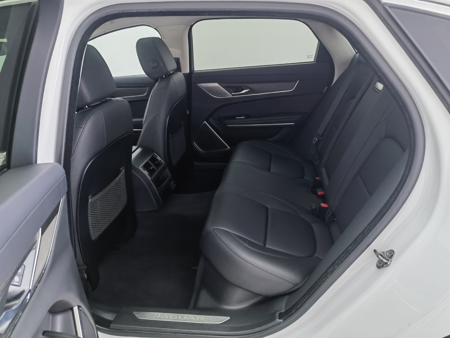 Used Jaguar XFL 2021 2.0 AT
